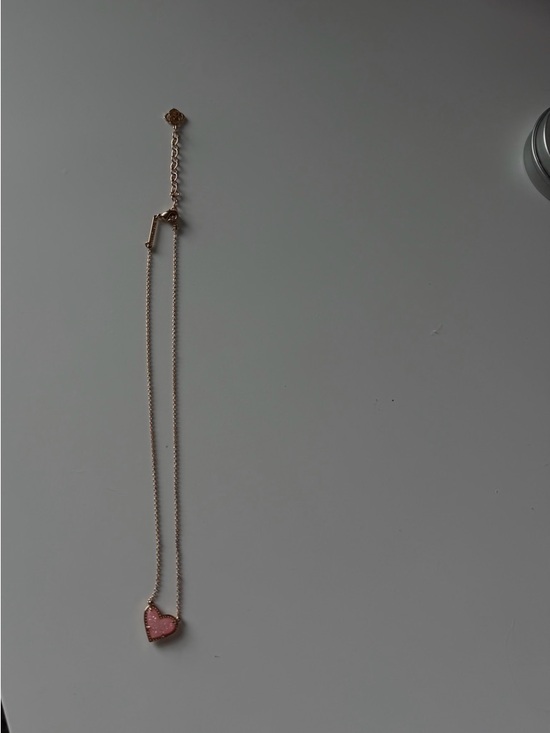 Kendra Scott Jewelry - Rose gold Kendra Scott heart necklace